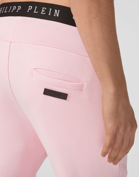 брюки спортивные  из проверенных материалов спереди