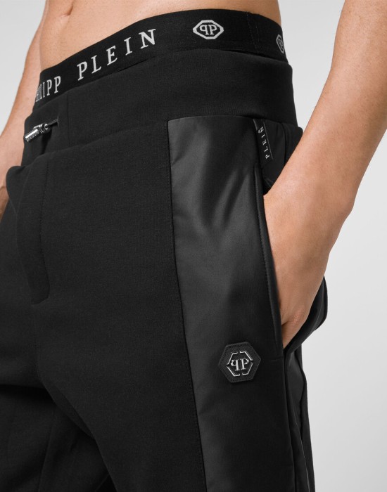 брюки спортивные  из проверенных материалов спереди