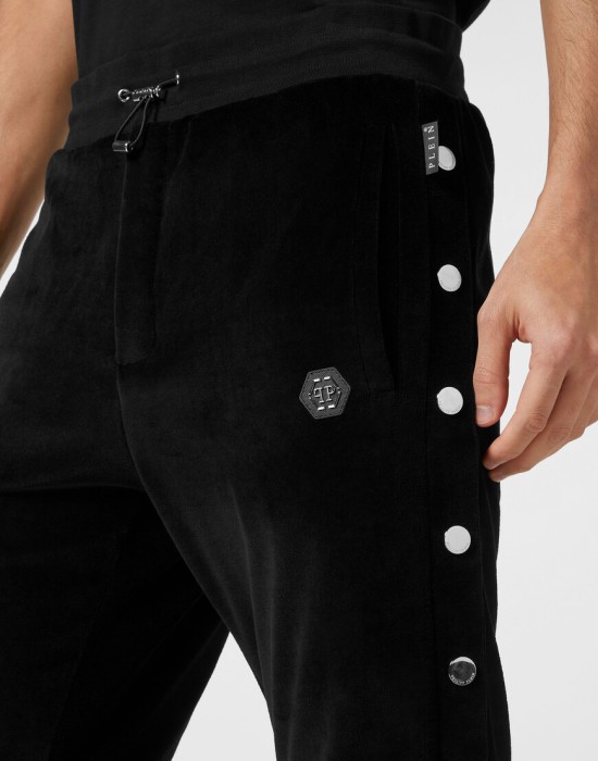 брюки спортивные  из проверенных материалов спереди