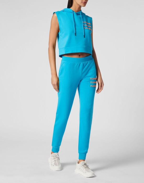 Товар синего цвета с внутренней стороны