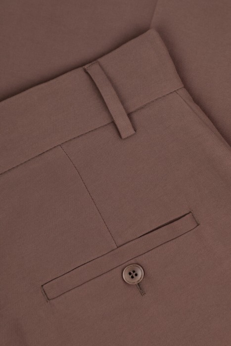 брюки  для взрослого возраста с изнаночной стороны