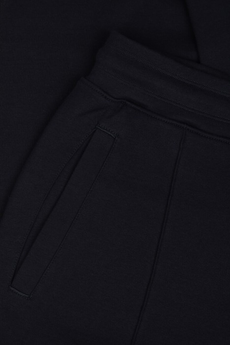 брюки  для взрослого возраста с изнаночной стороны