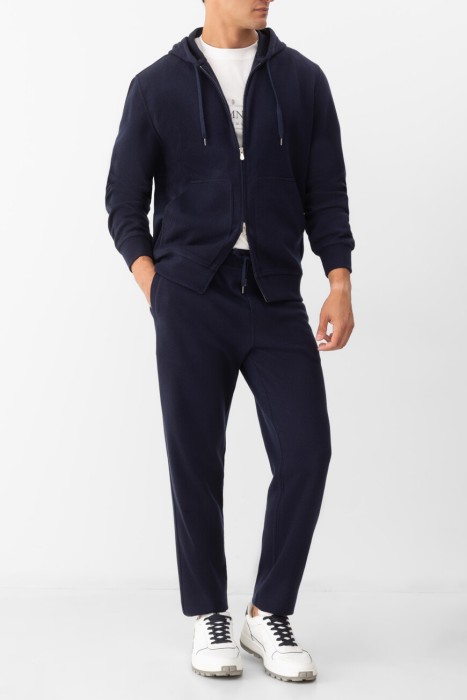 брюки  из хлопка спереди