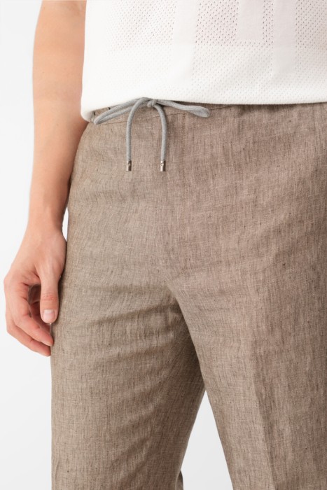 брюки  по цене 30600 руб вид справа