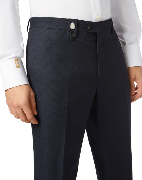 брюки  по цене 42980 руб вид справа