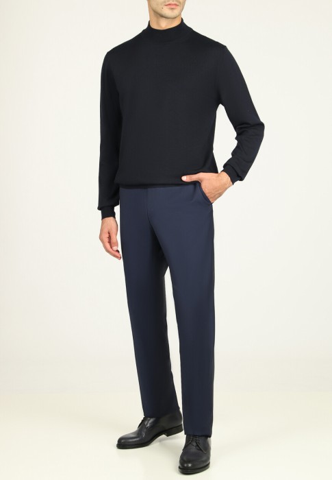 брюки  по цене 21540 руб вид справа