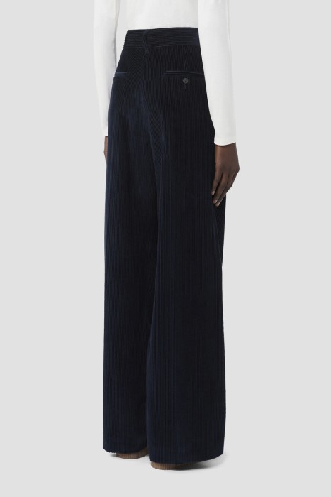 брюки  от бренда max mara вид слева