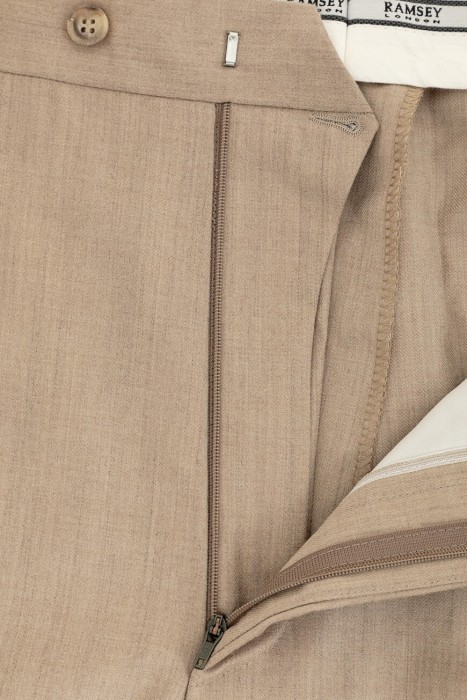 брюки  из америки вид сбоку