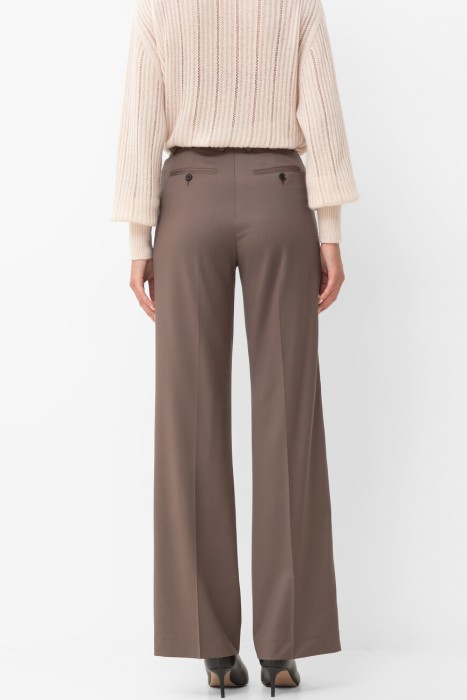 брюки  от бренда kiton вид слева