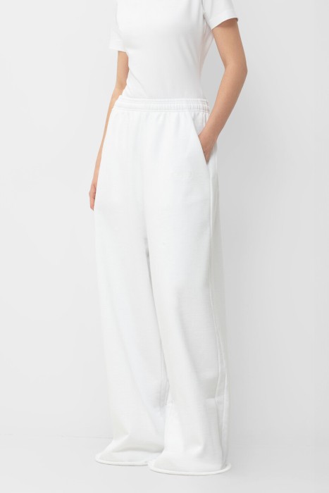 брюки  из америки вид сбоку