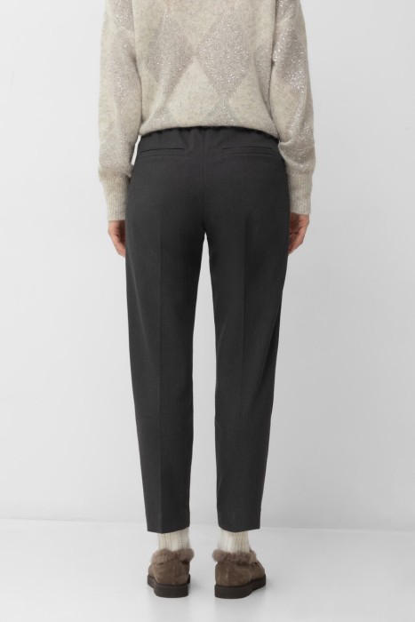 брюки  от бренда brunello cucinelli вид слева