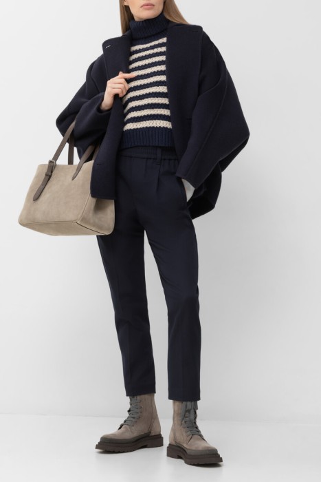 брюки  из хлопка спереди