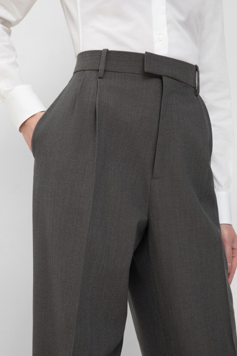 брюки  из италии вид сбоку