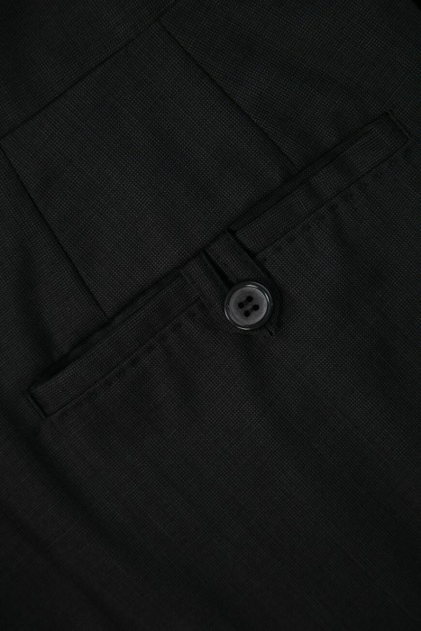 Товар черного цвета с внутренней стороны