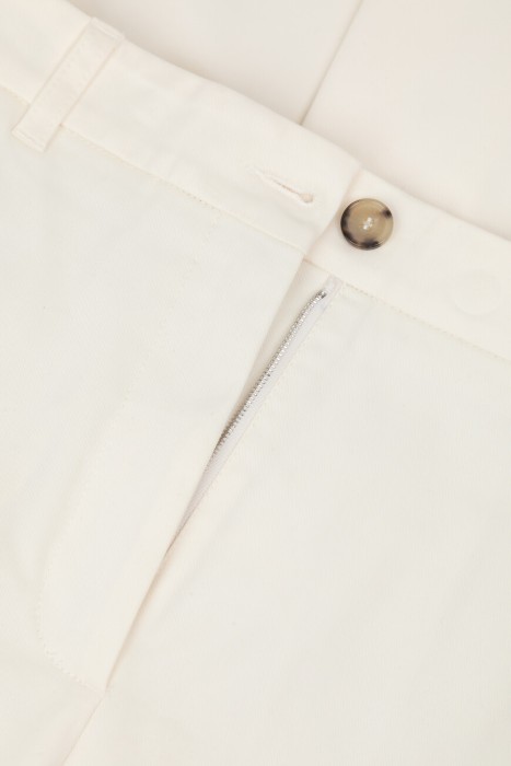 брюки  из хлопка спереди