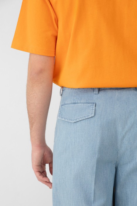 Товар голубого цвета с внутренней стороны