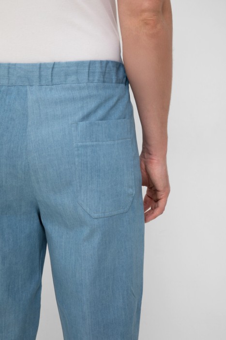 Товар голубого цвета с внутренней стороны