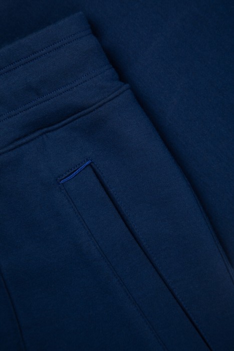 брюки  для взрослого возраста с изнаночной стороны