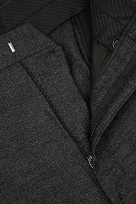 Товар серого цвета с внутренней стороны