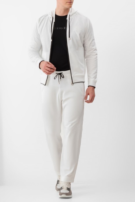 брюки  из хлопка спереди