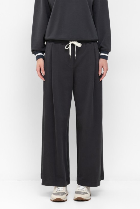 Товар с артикулом MN05NVD389 C7186 вид сзади