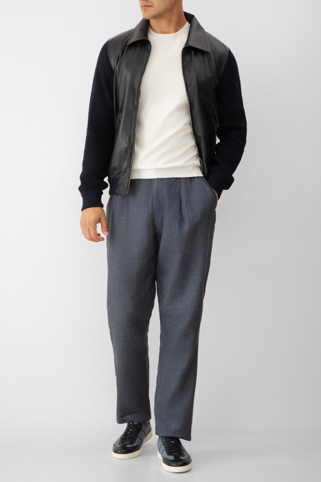 брюки  из льна спереди