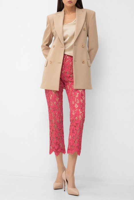 Товар розового цвета с внутренней стороны