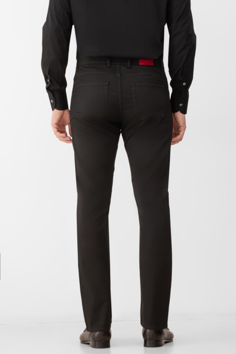 брюки  от бренда isaia вид слева