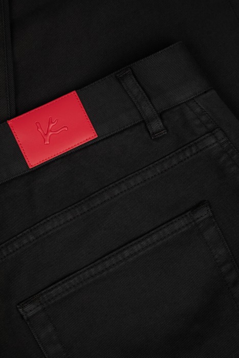 брюки  для взрослого возраста с изнаночной стороны