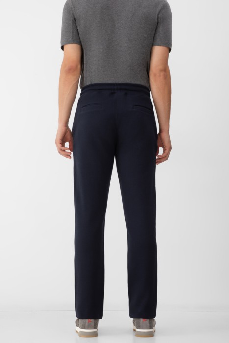 брюки  по цене 59400 руб вид справа