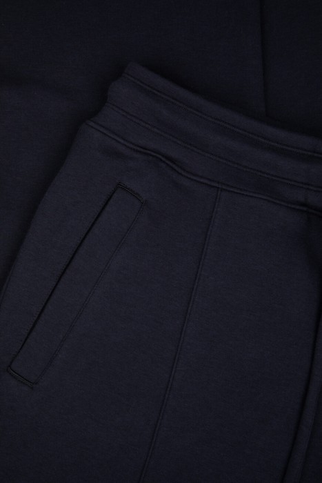 брюки  спортивного стиля с лицевой стороны