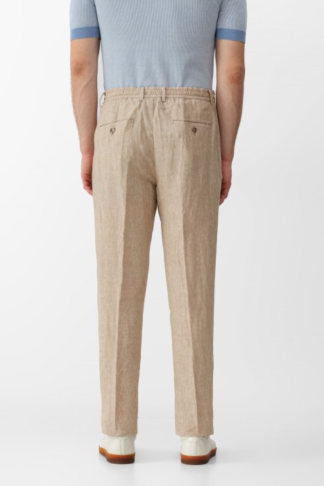 брюки  по цене 26000 руб вид справа