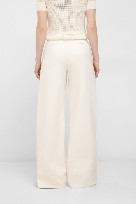 брюки  по цене 35500 руб вид справа