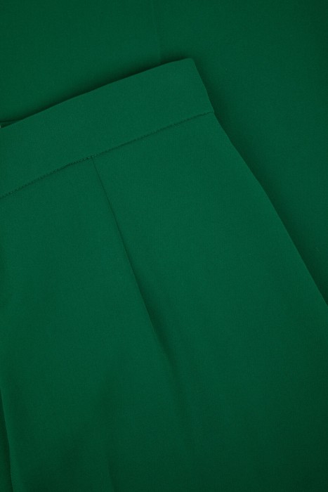 брюки  классического стиля с лицевой стороны