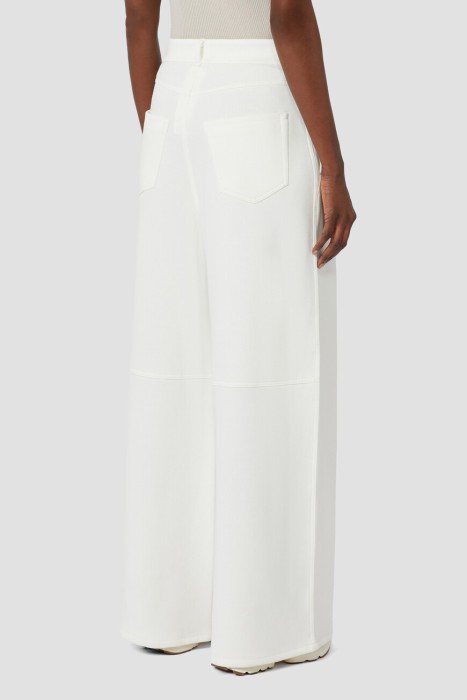 брюки  по цене 22500 руб вид справа