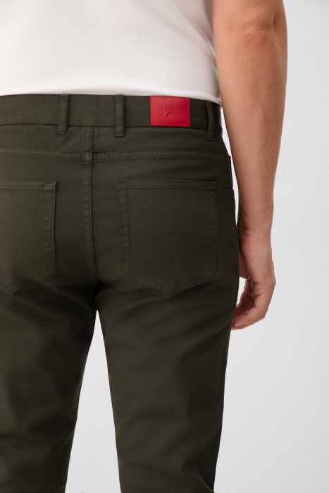 Товар зеленого цвета с внутренней стороны