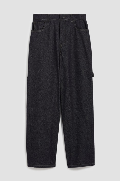 Товар синего цвета с внутренней стороны