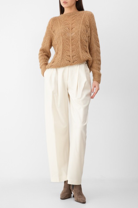 брюки  из хлопка спереди