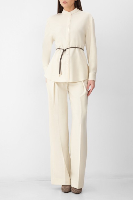 брюки  из льна спереди