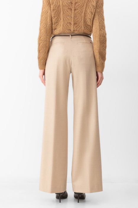 брюки  от бренда herno вид слева