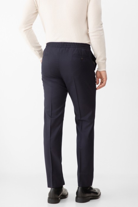 брюки  от бренда corneliani вид слева