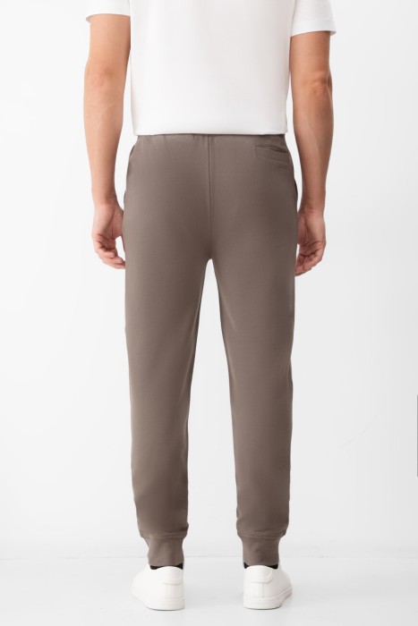 брюки  по цене 29700 руб вид справа