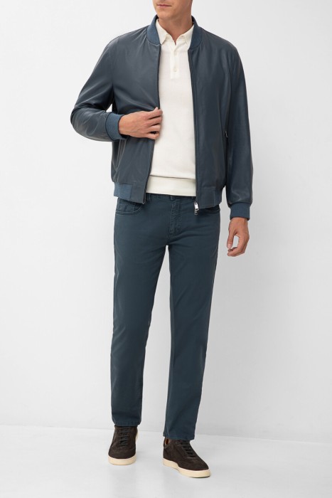 брюки  из хлопка спереди