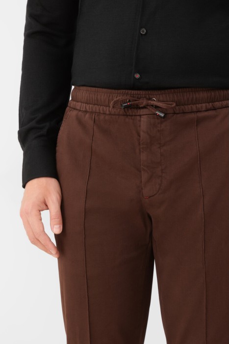 брюки  из италии вид сбоку