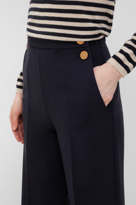 брюки  из италии вид сбоку