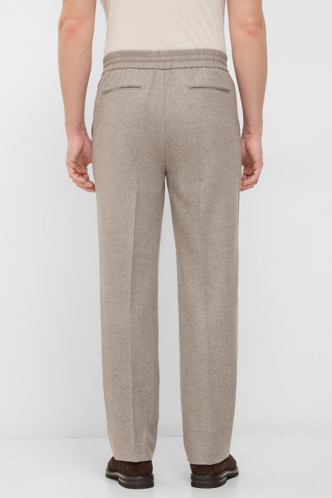 брюки  от бренда brioni вид слева