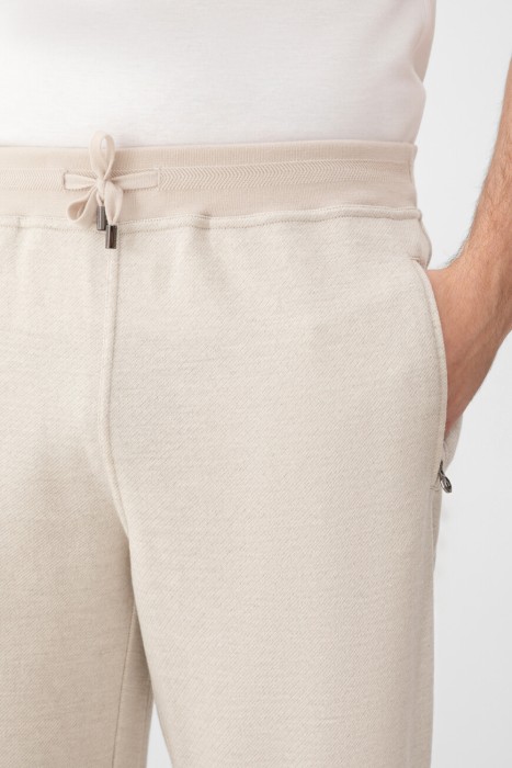 брюки  из англии вид сбоку