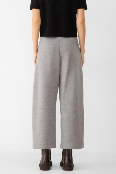 брюки  от бренда max mara вид слева