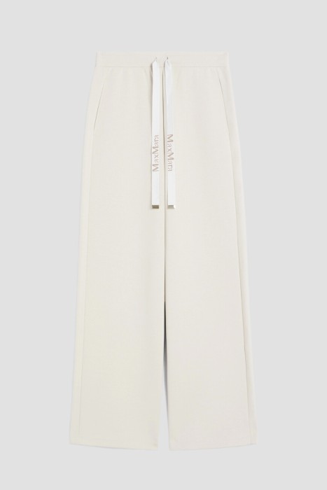 Товар белого цвета с внутренней стороны