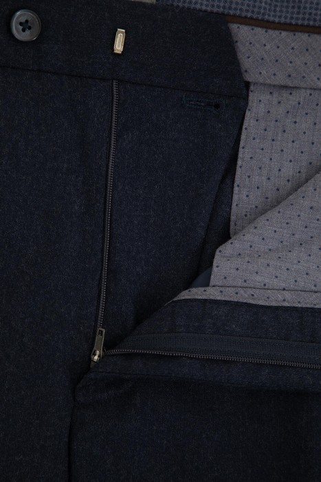 брюки  из америки вид сбоку